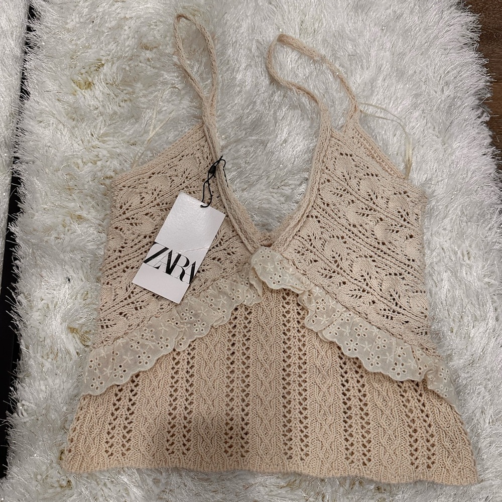 Zara - Picture 2 of 2